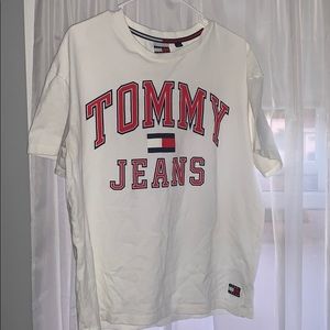 Tommy Hilfiger tshirt